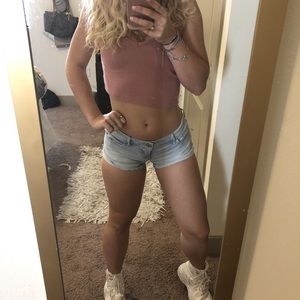 comfy holister jean shorts!